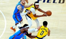 ac米兰官网-关于猛龙客场胜开拓者，杀入联盟前四的信息