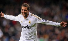 ac米兰-羽坛奇迹夜，郑思维高光闪耀，马来西亚队历史性完胜法国队