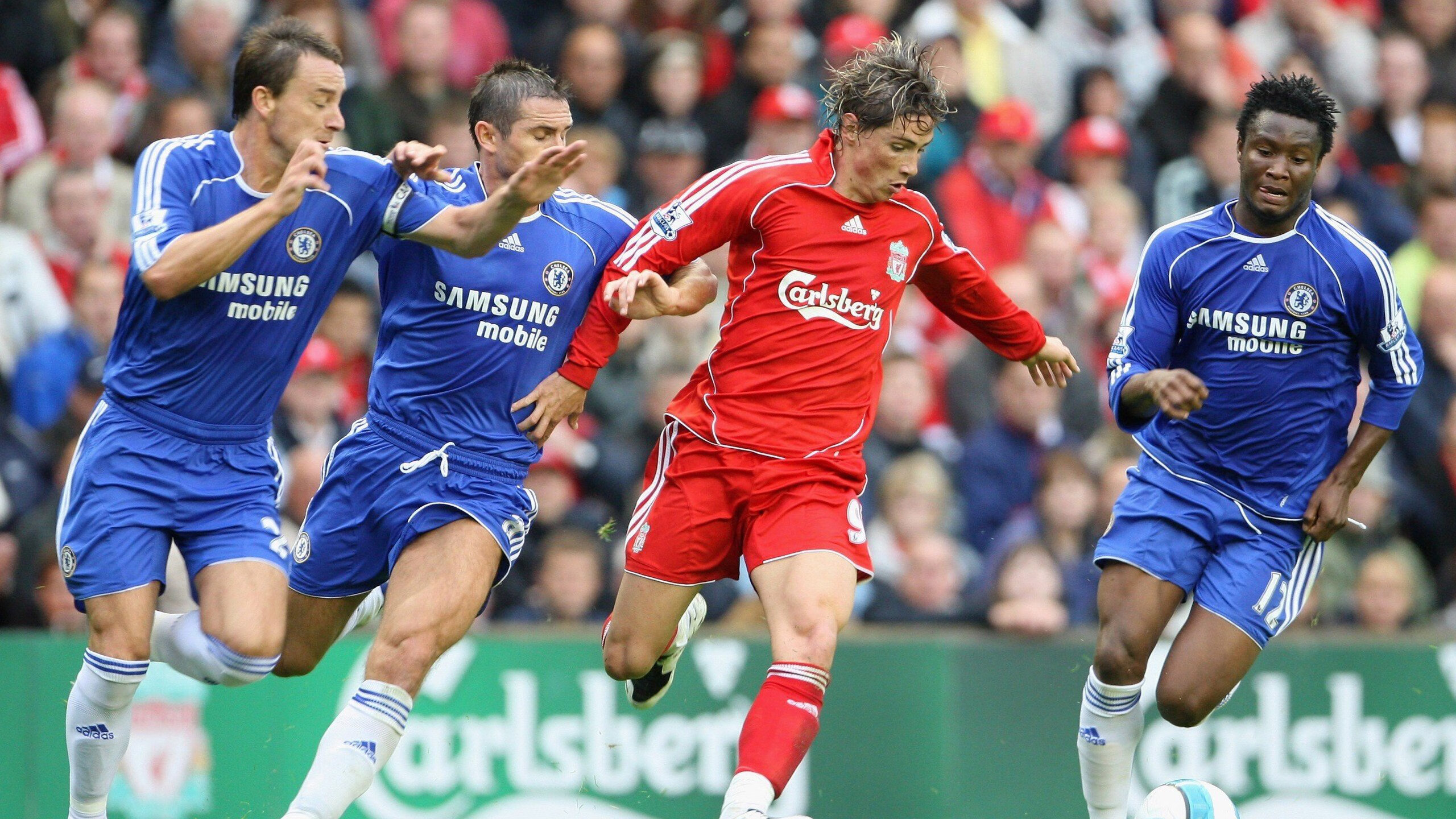 绿茵场与乒乓台的双重奏,当葡萄牙力克英格兰,许昕高光闪耀