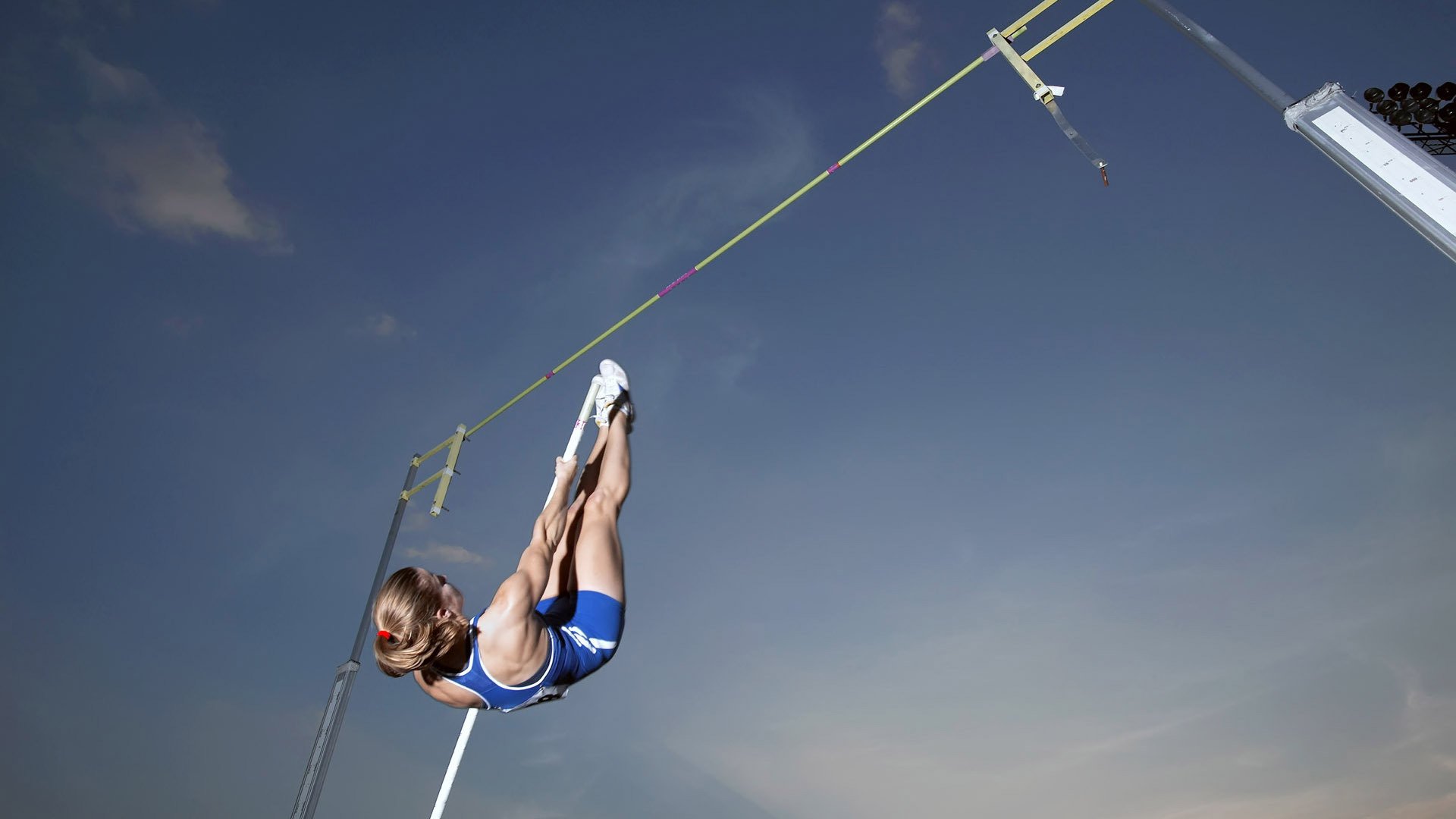 浴火重生的中投之王，与沪上铁血围城—德罗赞的自我救赎与上海男篮的破局之战
